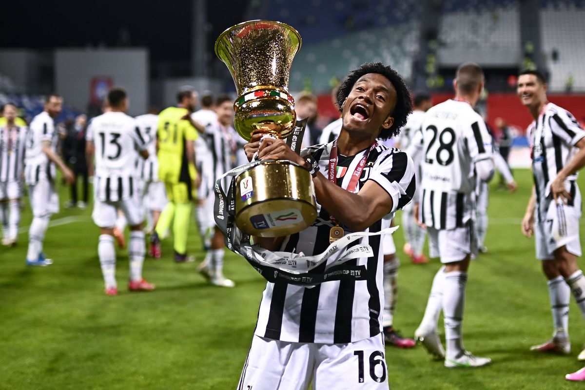 Biệt danh Juventus: Tại sao Juventus được gọi là “Bà Đầm Già”?